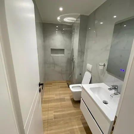Апартаменты Tirana Apartment Тирана