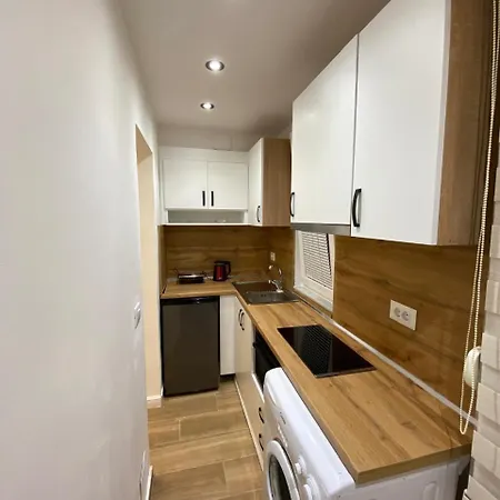 Tirana Apartment Апартаменты *