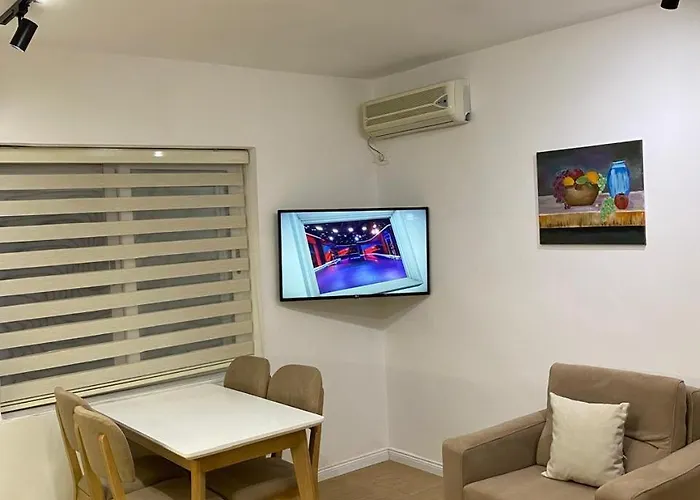 Tirana Apartment *