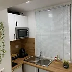 Appartamento Tirana Apartment *