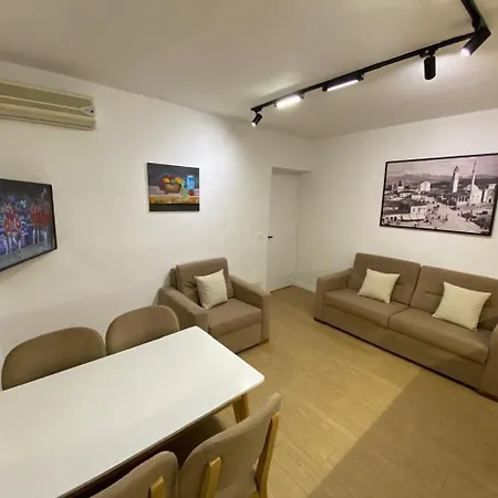Tirana Apartment * טיראנה